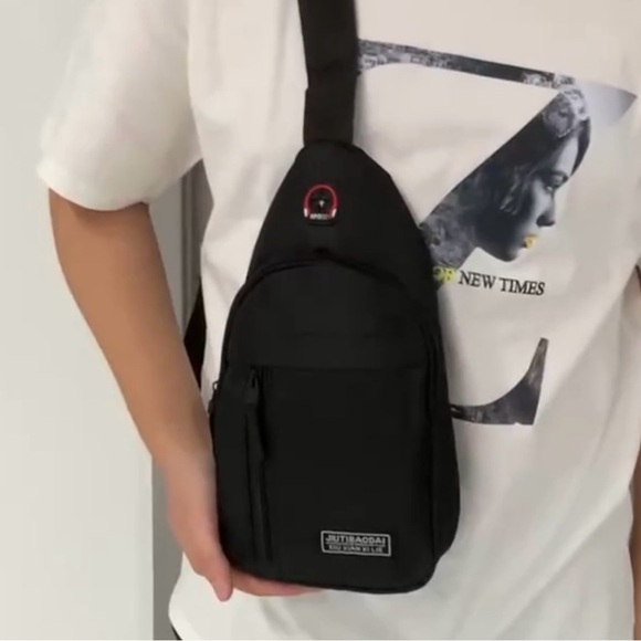 Crossbody Sling Bag Versatile Mini Chest Pack with Zip Closure for Outdoor - Picture 2 of 5